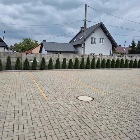 Pokoje Pod Wietrznia Келце Екстериор снимка